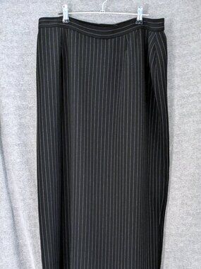 Vintage Le Suit Full Length 14W Pin Striped Black Skirt